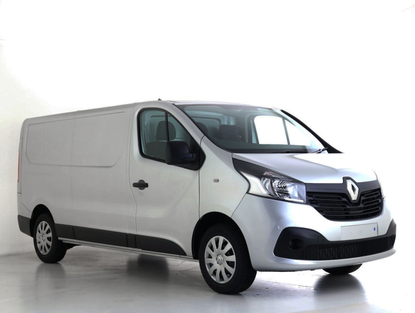 New Trafic - adaptable equipment - Renault UK