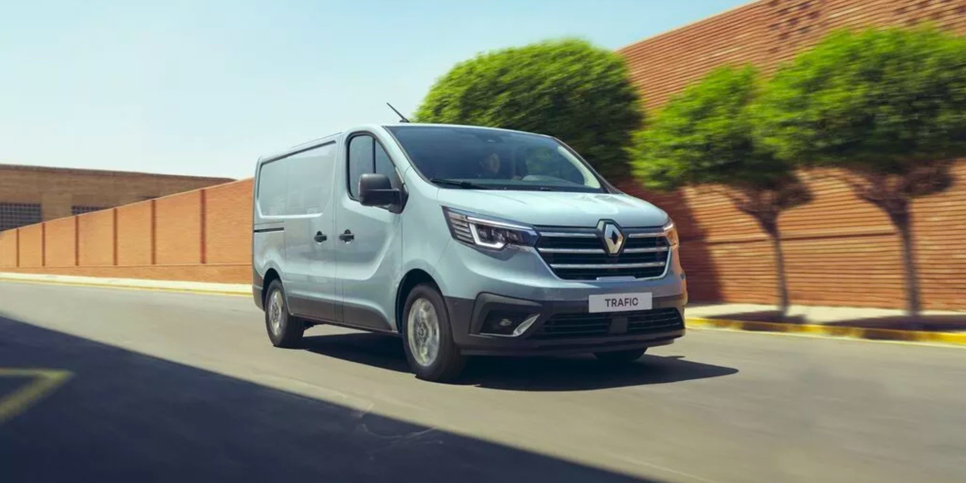 driving renault trafic on the street