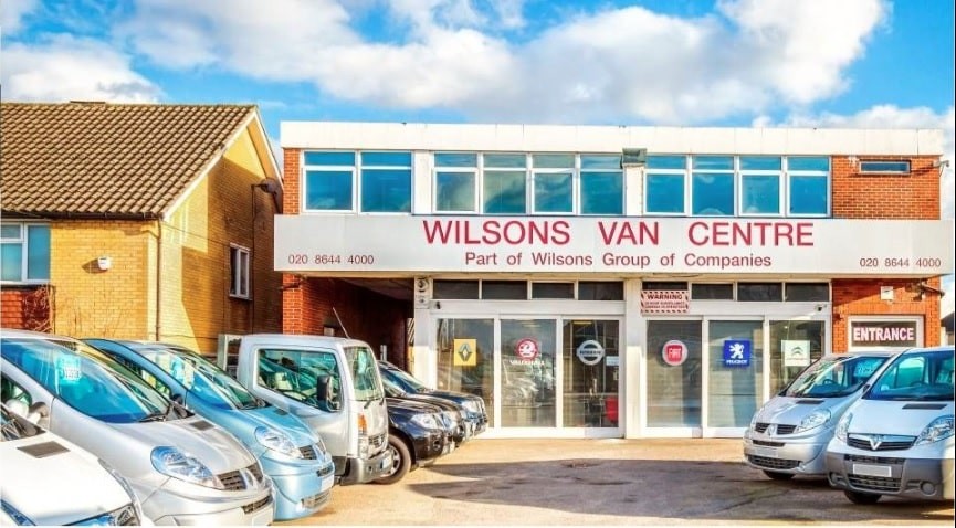  Van Dealership in Sutton London - Loads of Vans