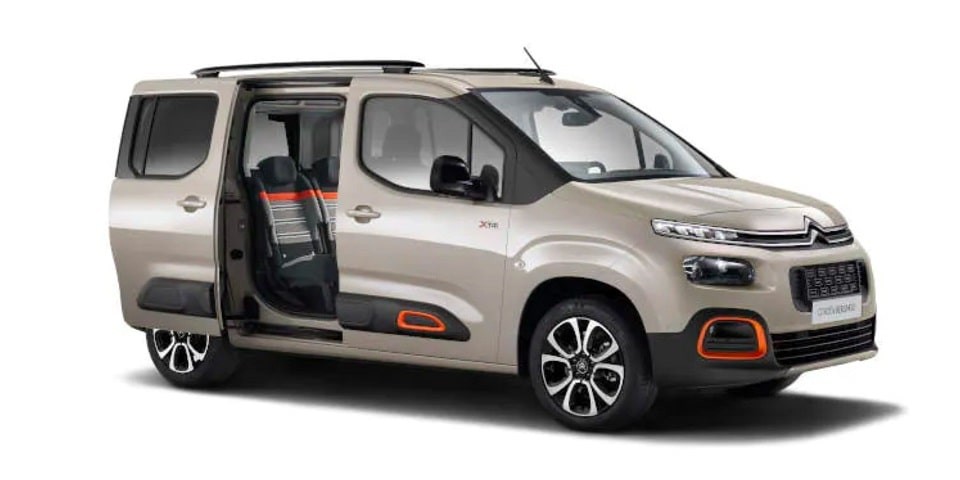 citroen berlingo electric for small family - side view